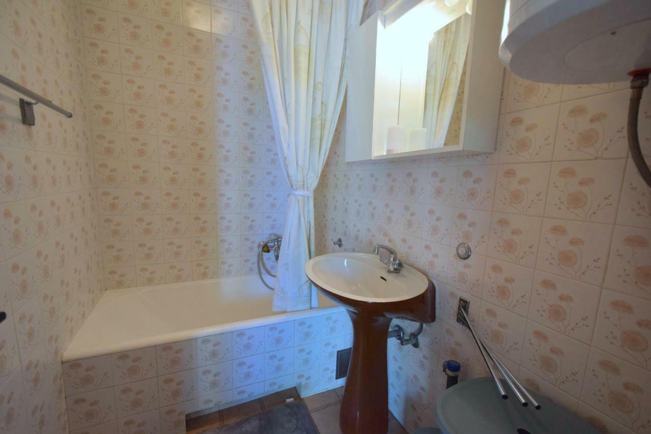 מאלינסקה Apartments Jadanec מראה חיצוני תמונה