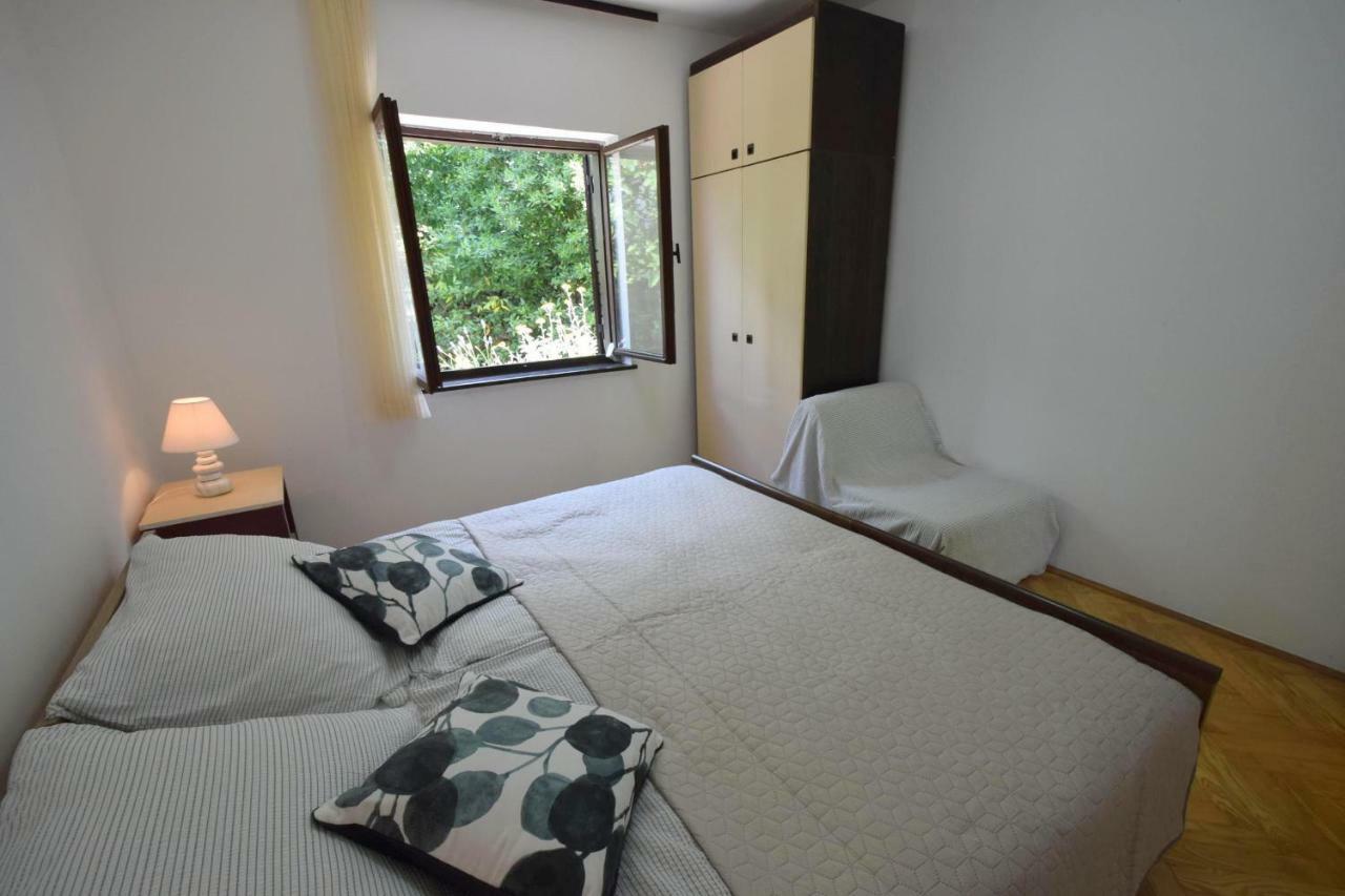 מאלינסקה Apartments Jadanec מראה חיצוני תמונה