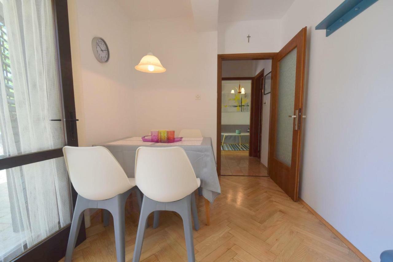 מאלינסקה Apartments Jadanec מראה חיצוני תמונה