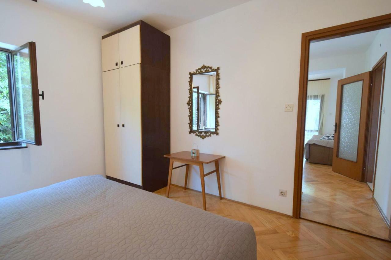 מאלינסקה Apartments Jadanec מראה חיצוני תמונה